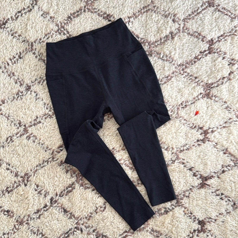 Beyond Yoga Spacedye Equipped Pocket Midi Legging